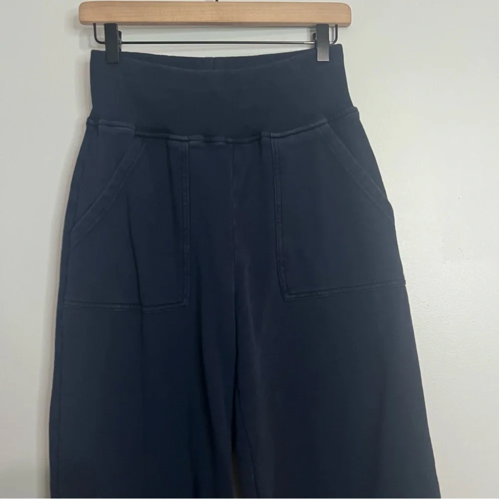 Sold out nyc THE CULOTTE SWEATPANT IN navy size medium - Picture 7 of 8